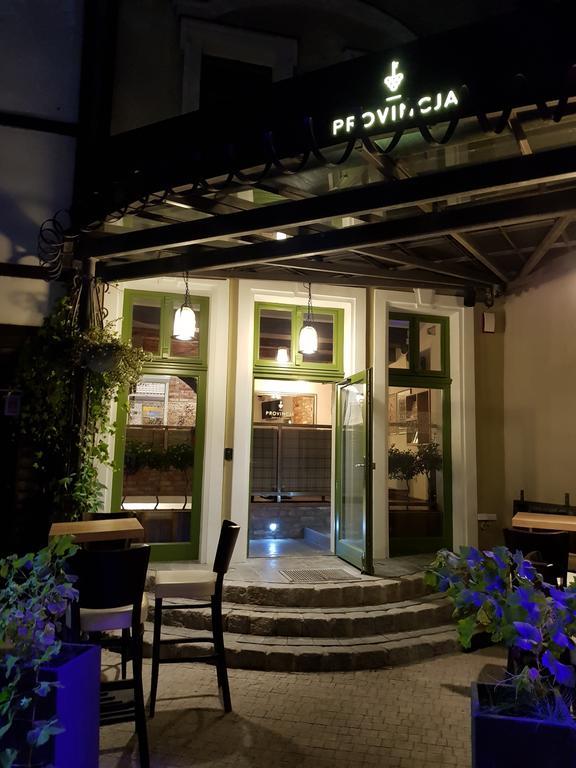 Boutique Provincja Winebar & Olštýn