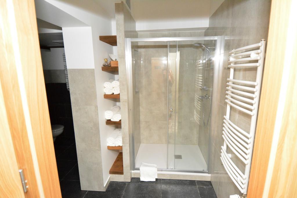 Boutique Provincja Winebar & 3* Olštýn